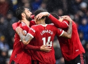 开云体育地址-曼市球迷热情高涨，球队备战脚踏实地