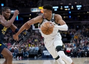 雄鹿击败马刺，字母哥进攻端亮眼的简单介绍