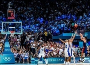 开云体育在线登录-尼克斯主场胜湖人，东部决赛战况白热化的简单介绍