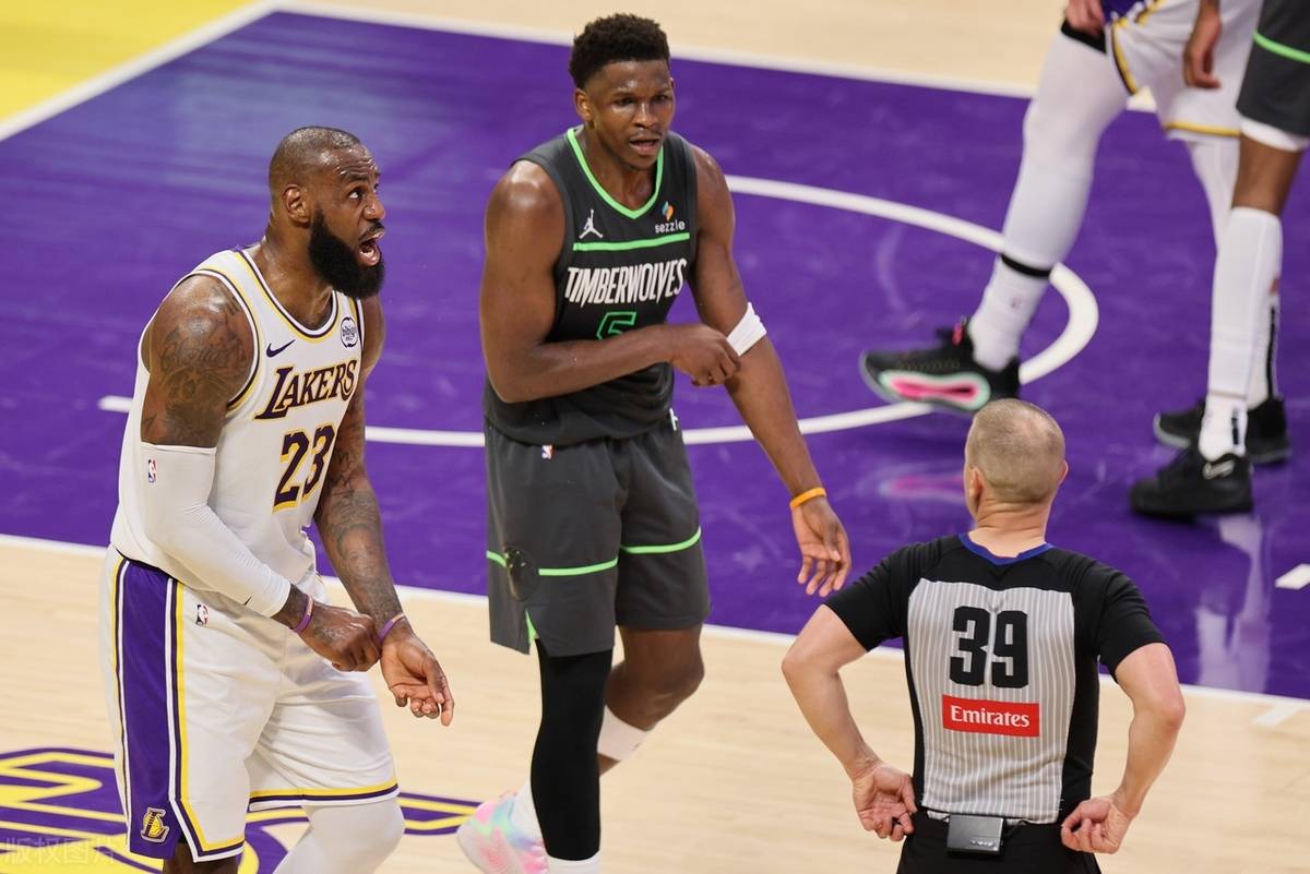 球员伤愈归队，爵士迎战森林狼势必全力以赴的简单介绍