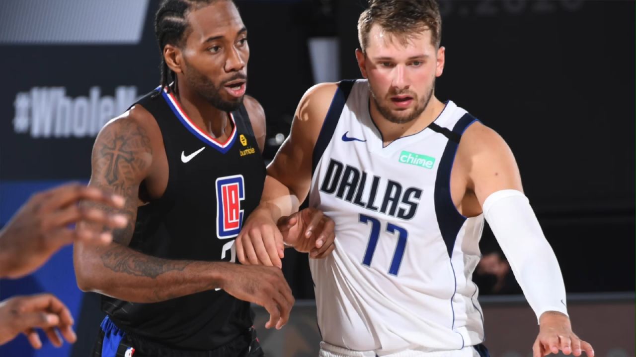 关于快船横扫独行侠，小卡远投全面开花称王称霸的信息