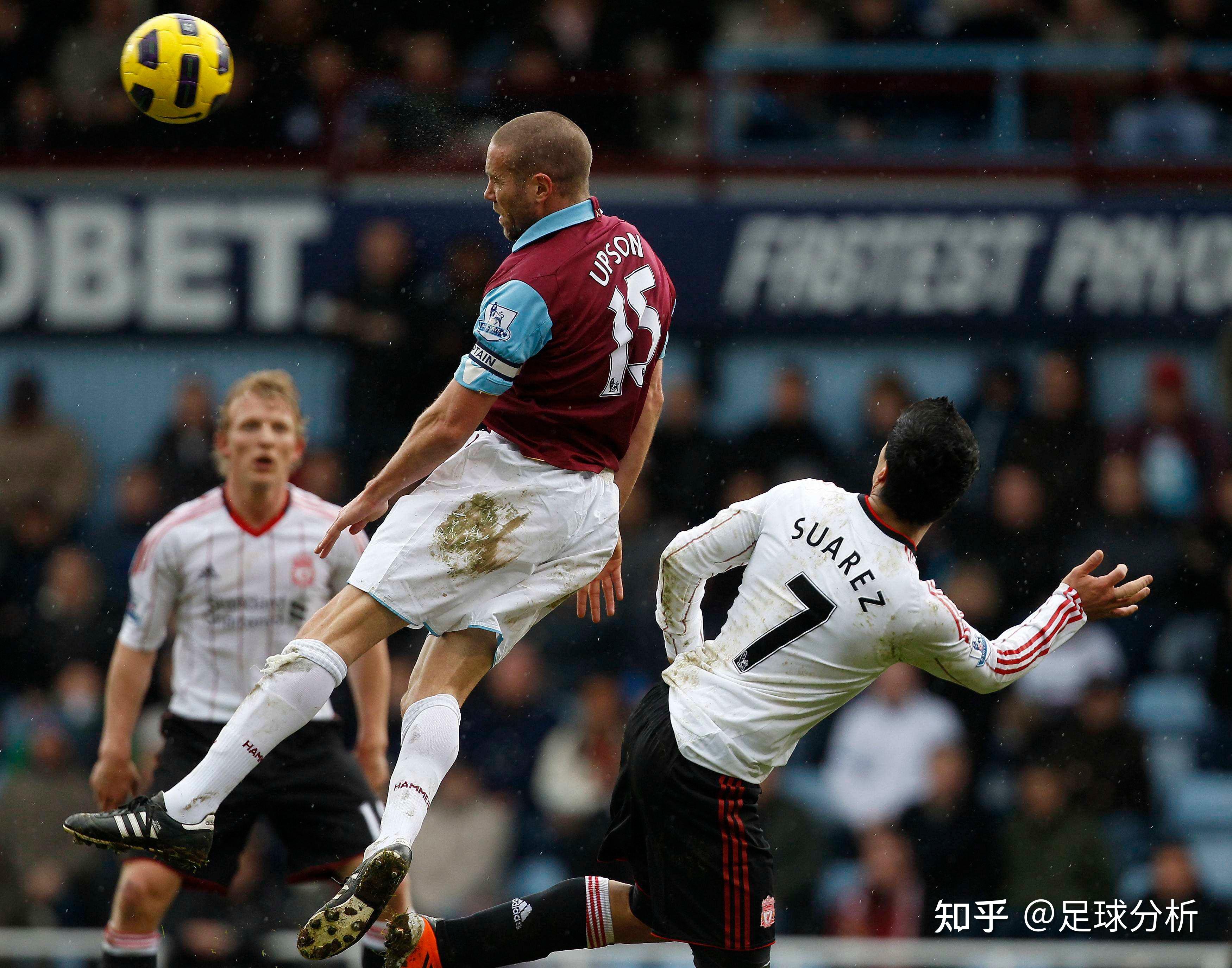 包含菲雄全力以赴，力求英超冠军奖杯入囊的词条