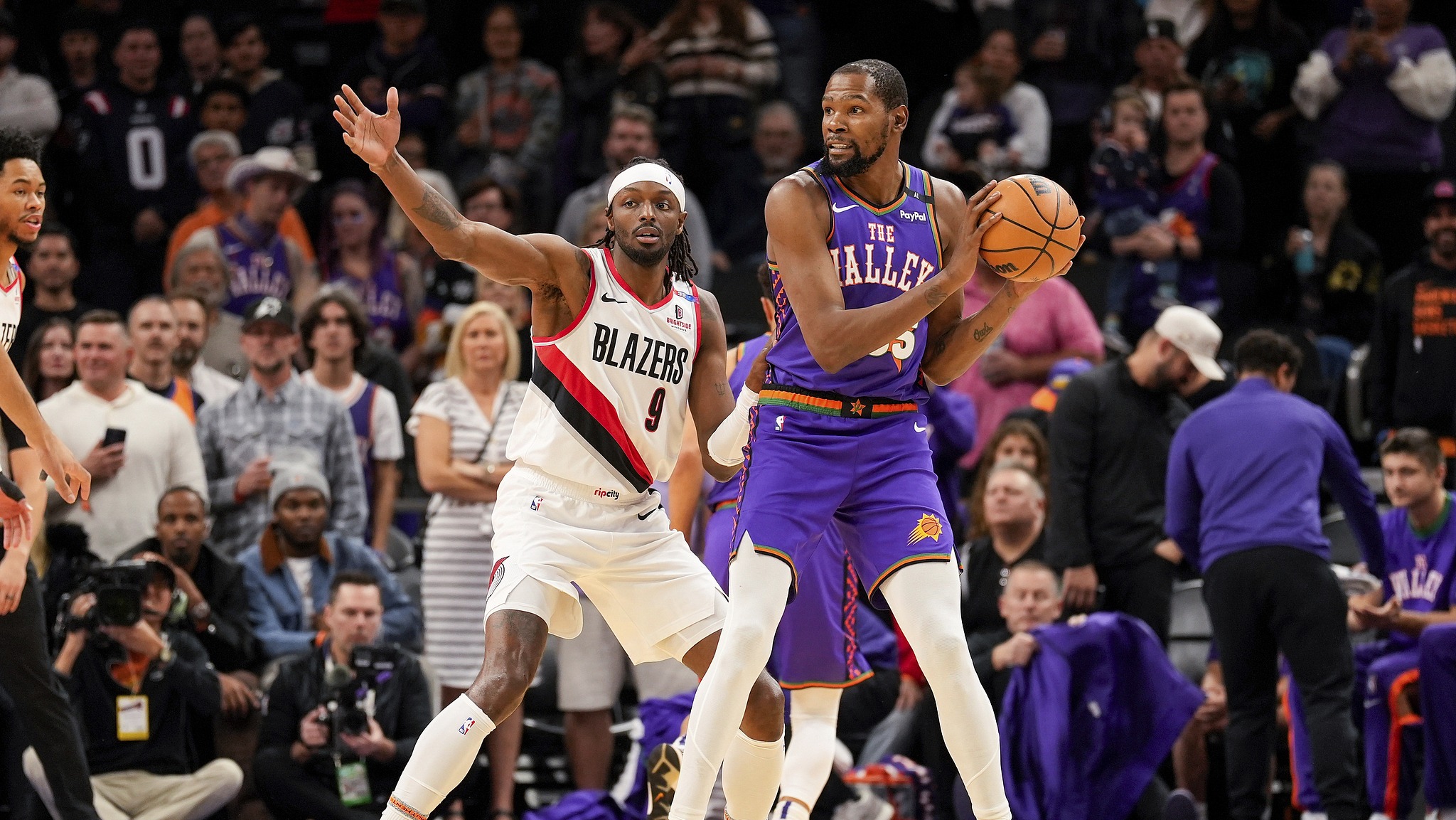 开拓者球队连胜六场，表现强劲