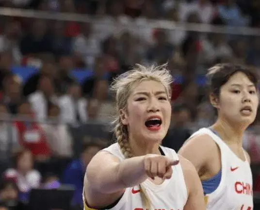 上海女篮态度决绝，稳坐冠军宝座的简单介绍