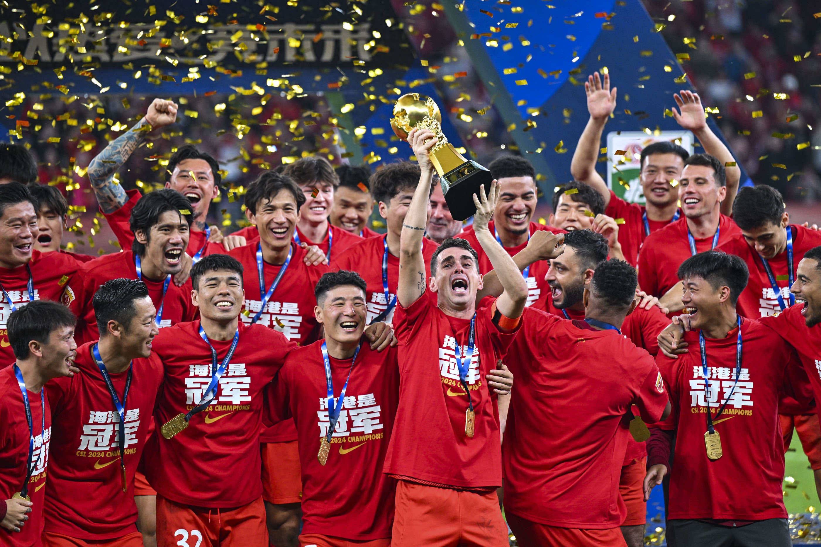 中超球员全面爆发，国内外联赛连续进球的简单介绍