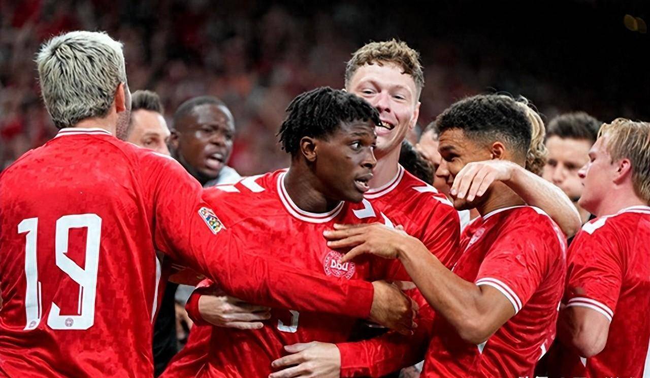 包含瑞士惊险胜丹麦，晋级关键之战即将打响的词条