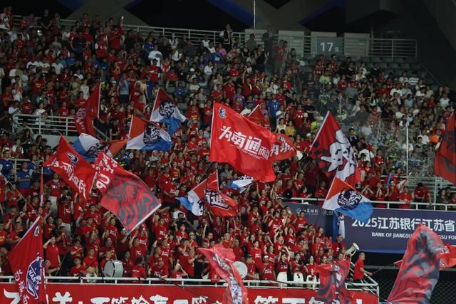 江苏队保持火热状态，连胜过关