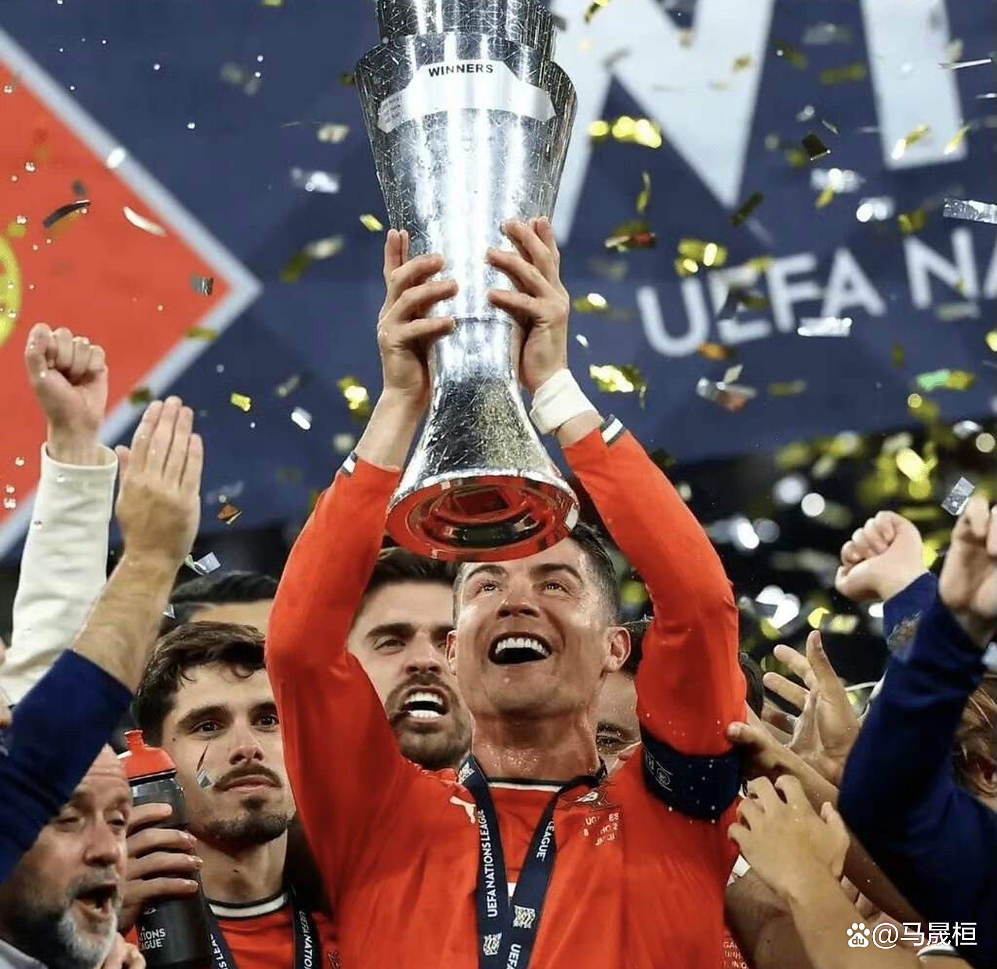 葡萄牙队神奇逆转，晋级决赛实现壮举