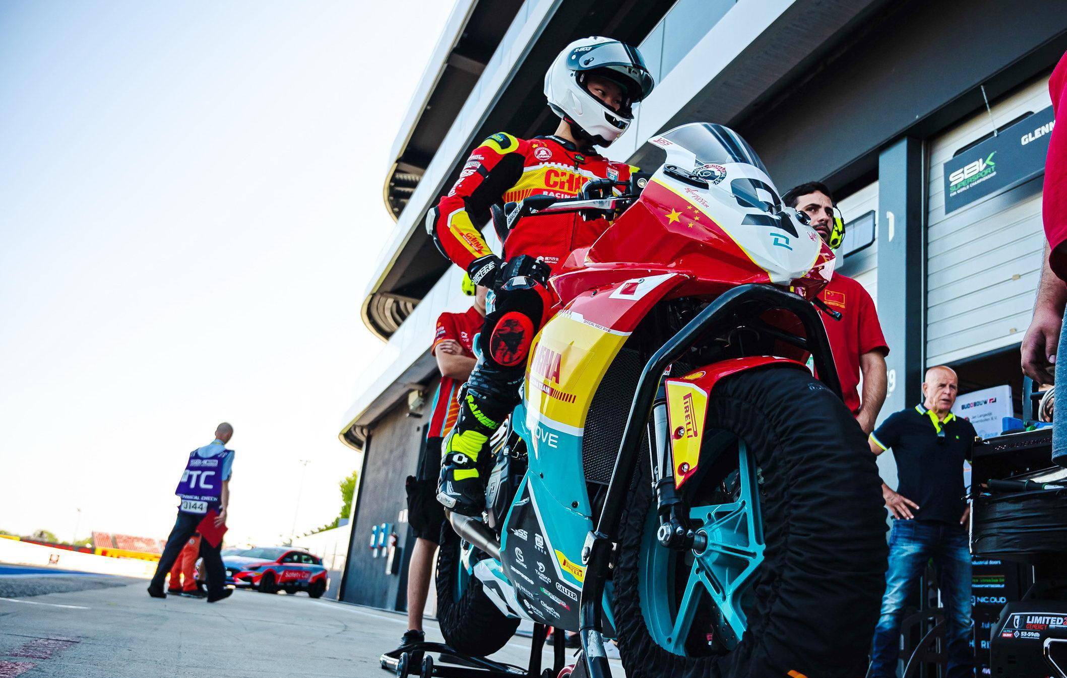 意大利队意外失利，遭遇艰难挑战