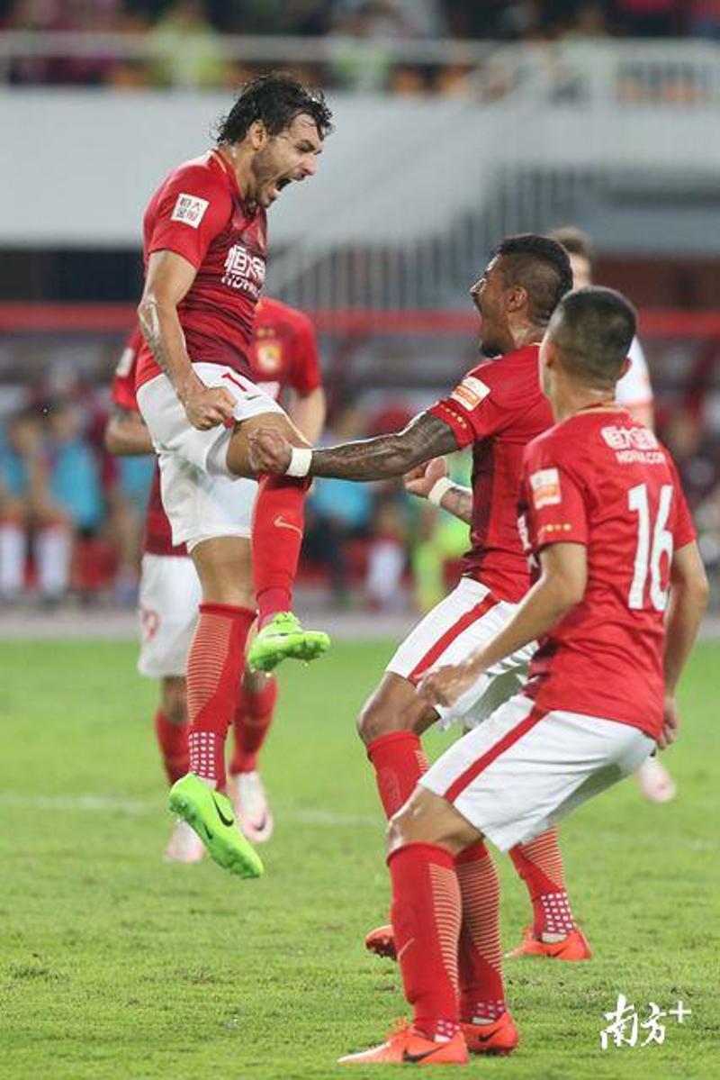 雷克雅未克遭遇逆转，艰难挺进淘汰赛阶段的简单介绍