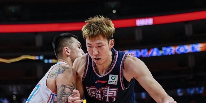 湖南男篮精湛战术，逆转胜利引人注目的简单介绍