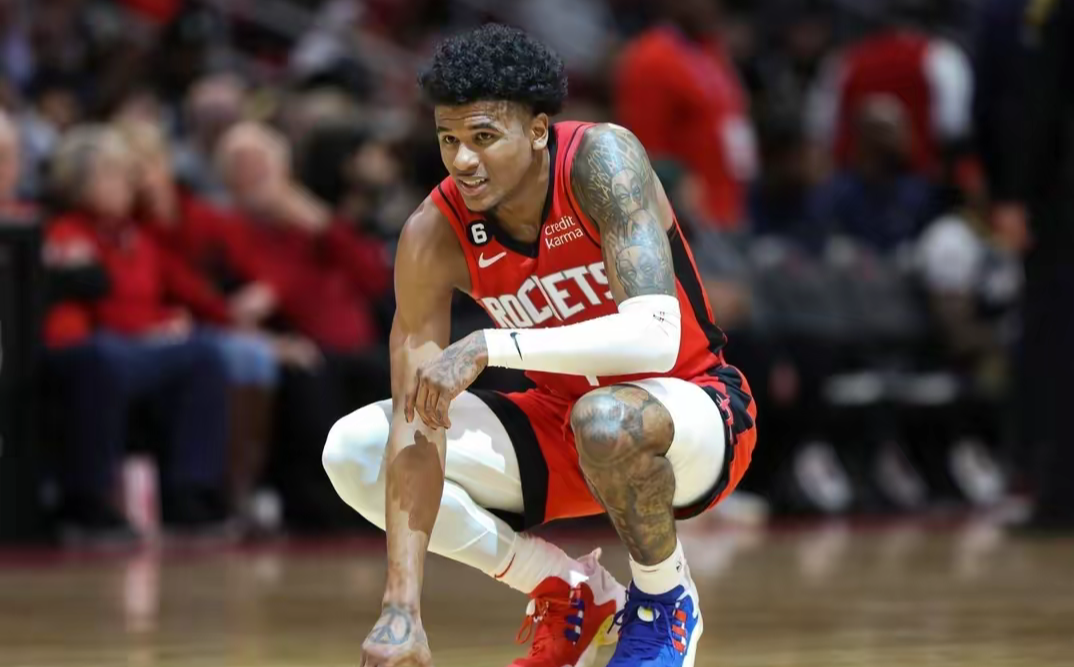 经济问题影响球队发展，挑战重重的简单介绍