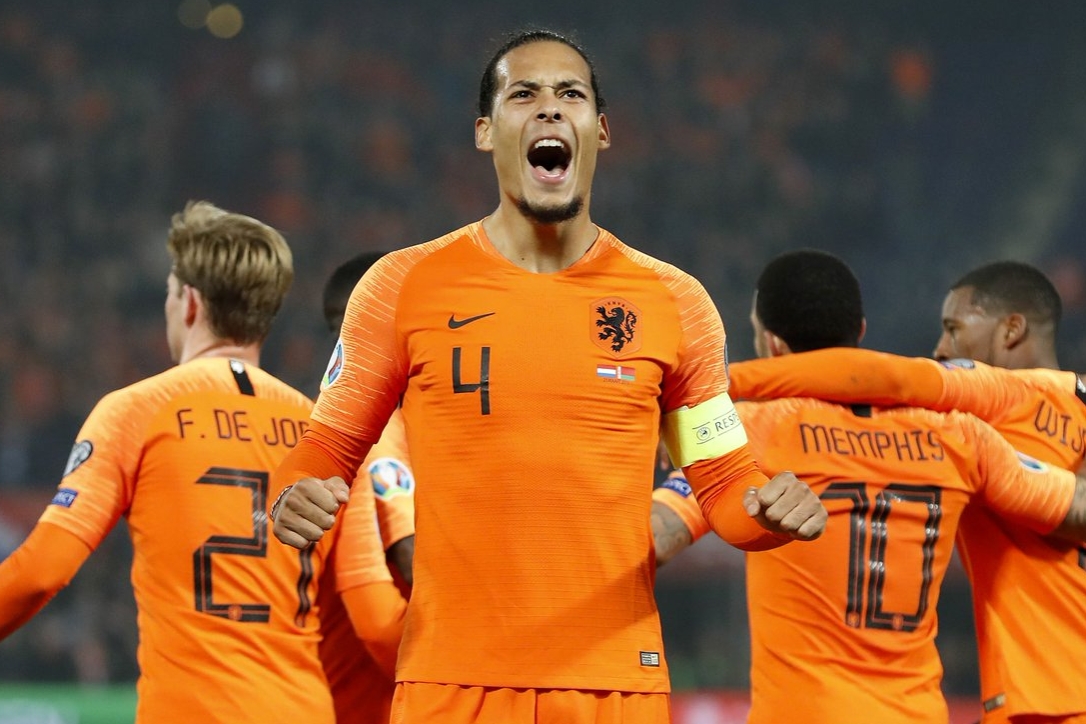 荷兰队众将实现全胜，成功杀入决赛