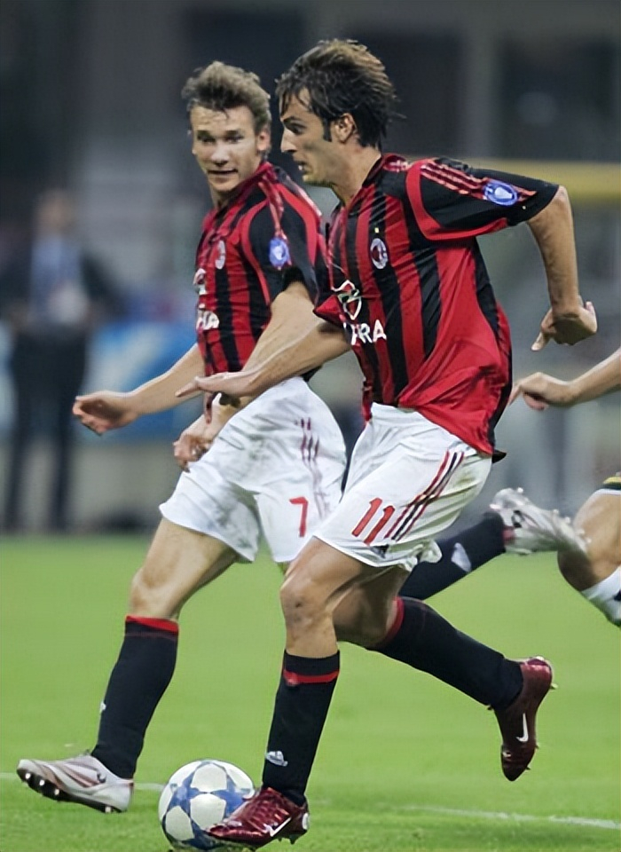 意甲：AC米兰展现出色状态，迎战热刺的简单介绍