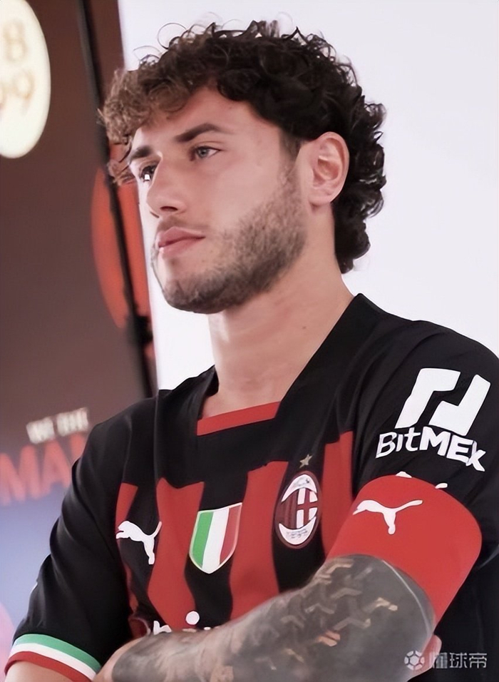 包含米兰工程师取得领先，稳健向前的词条