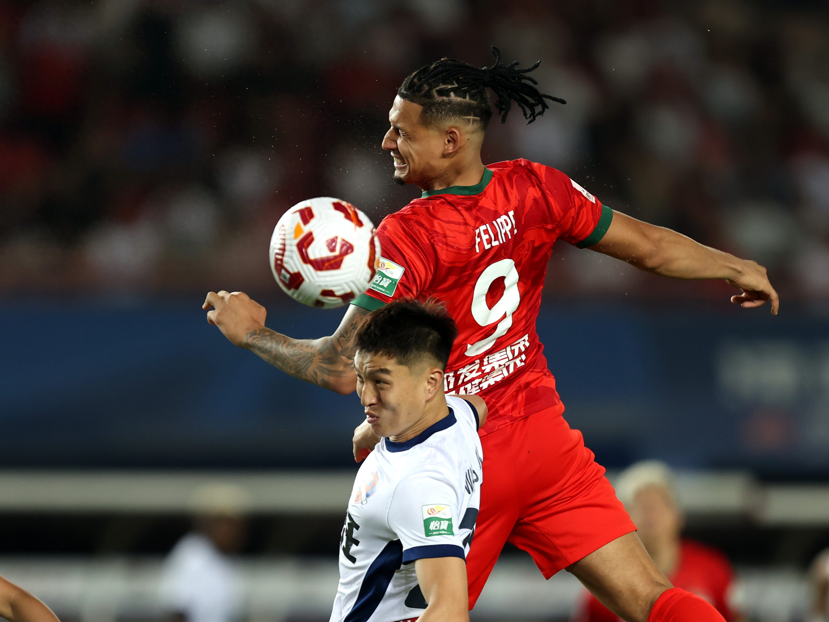 包含双方实力对比悬殊，比赛波澜不惊的词条